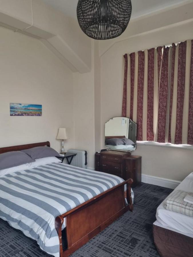 Crashpalace Backpackers נאפייר מראה חיצוני תמונה