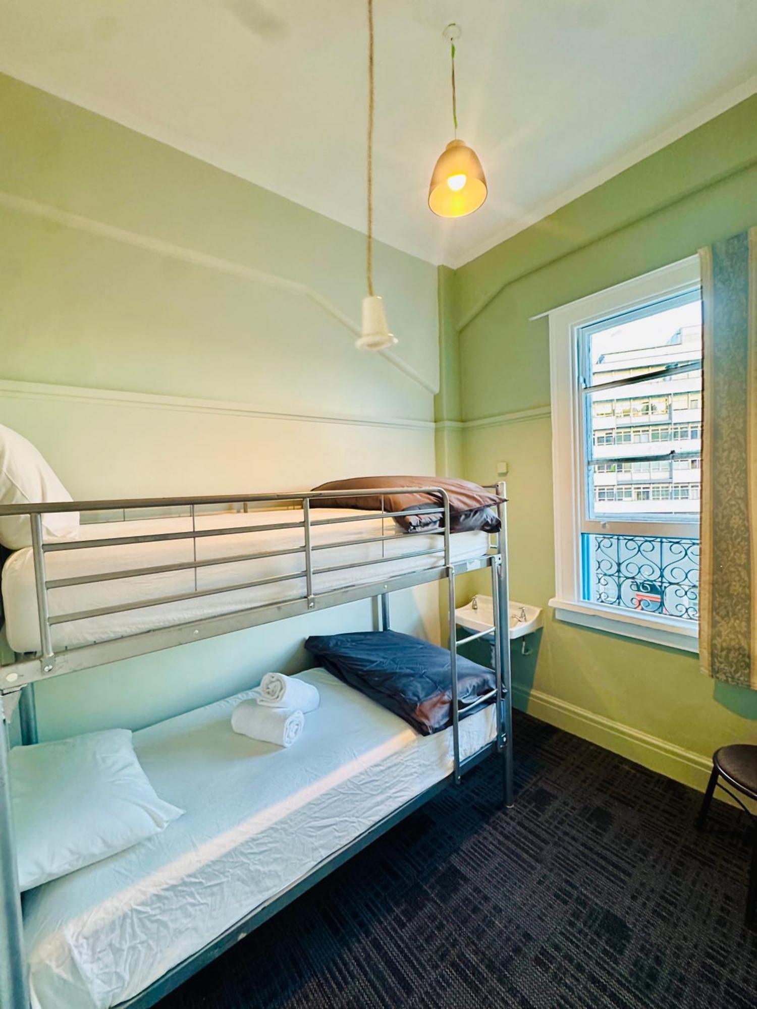Crashpalace Backpackers נאפייר מראה חיצוני תמונה