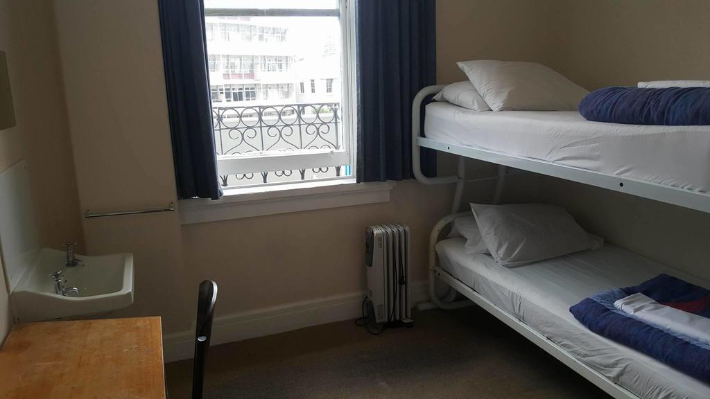 Crashpalace Backpackers נאפייר מראה חיצוני תמונה